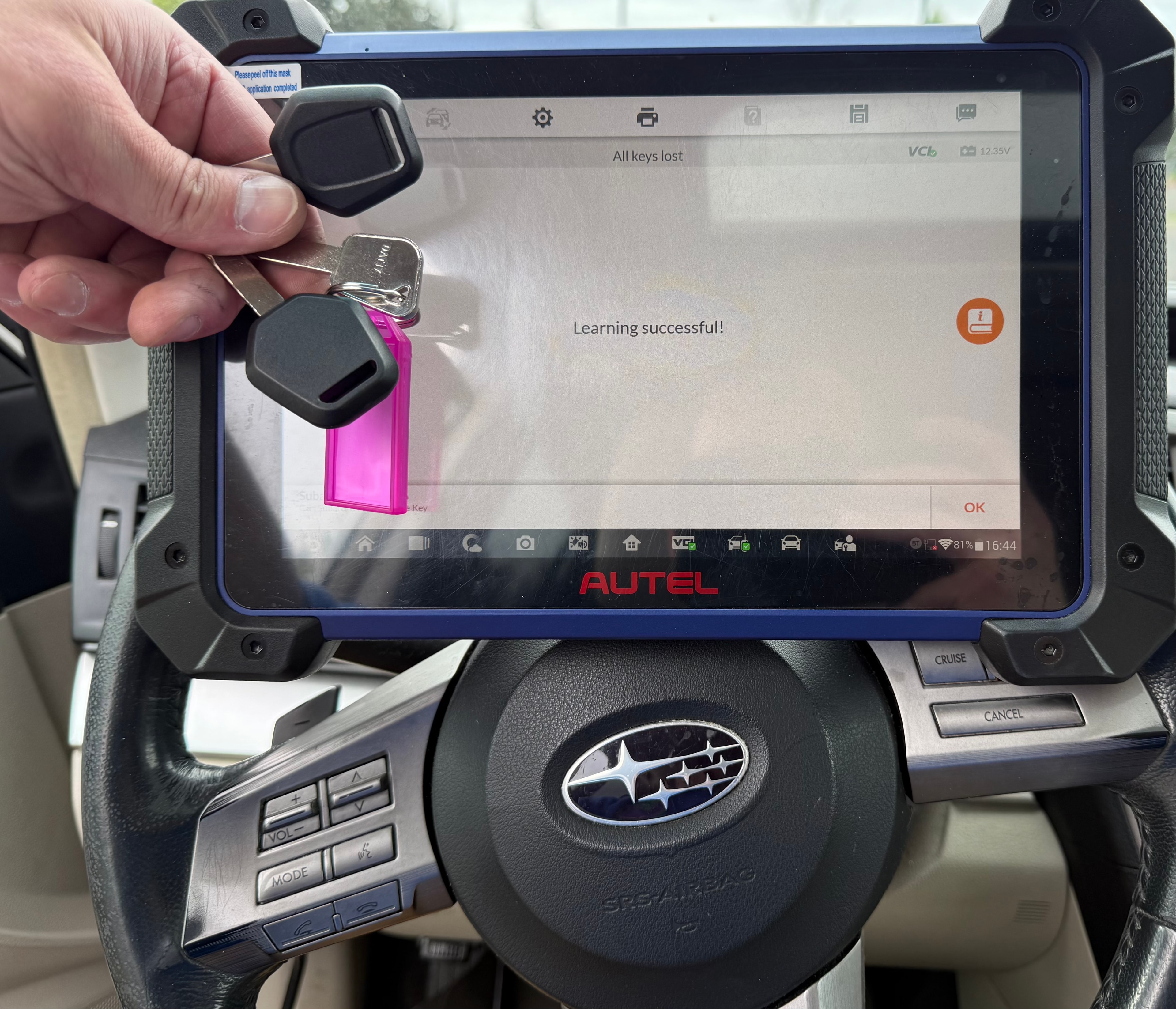 Autel programmer showing 'All keys lost — Learning successful' with new Subaru transponder keys — Orion's Key Vancouver WA